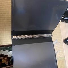 美品☆F.O.B COOP A4サイズ　バインダー　　5冊での価格。
1冊ずつ販売の画像