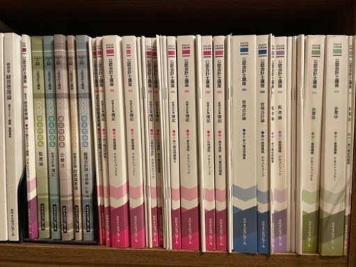 クレアール　公認会計士