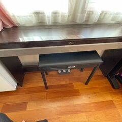 【受付中】電子ピアノ　YAMAHA　ARIUS　【椅子付き】の画像