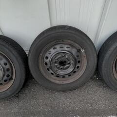 車のパーツ タイヤ、ホイールの画像
