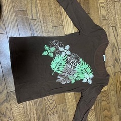 フラTシャツ