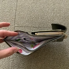 ルルギネスがま口の画像