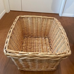 カゴ　かご　収納　蔓　編み込み　収納　バスケット