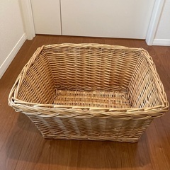 カゴ　かご　収納　蔓　編み込み　収納　バスケットの画像