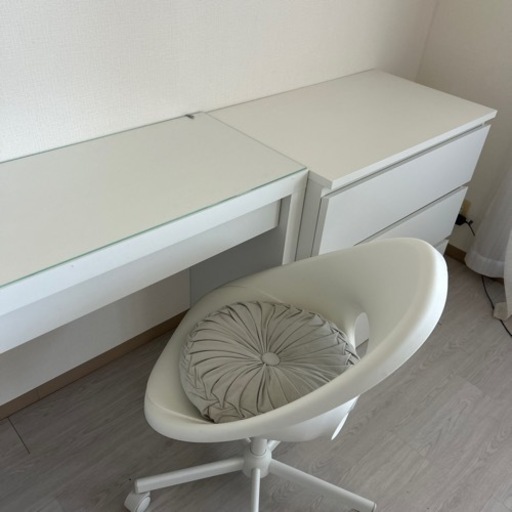 IKEA◯チェスト×ドレッサーセット 