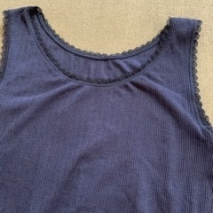 ユニクロ　キッズ　エアリズム　タンクトップ　キャミソール　サイズ140センチの画像