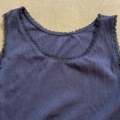 ユニクロ　キッズ　エアリズム　タンクトップ　キャミソール　サイズ140センチの画像