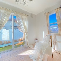 フレンチシャビーシックなシャンデリア　照明器具の画像