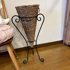 みどりの雑貨屋購入 プランタースタンドの画像