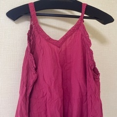 ほぼ未使用　アングリット　トップスの画像