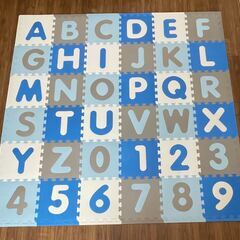 パズルマット　アルファベット36枚　188cm四方