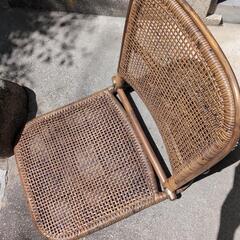 竹編座椅子の画像