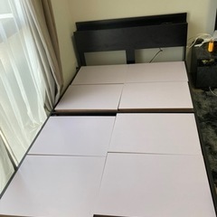 セミダブル　ベットフレーム取引中