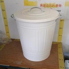0505-045 IKEA(イケア) KNODD ふた付き容器　白