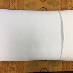 エアウィーヴ　ピロー　枕　美品　ほぼ未使用　きれいの画像
