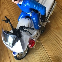 白バイおもちゃの画像