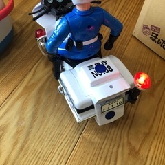 白バイおもちゃの画像