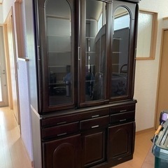 食器棚　大切に使っていただける方にお譲りします