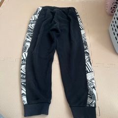 プーマズボン130cmの画像