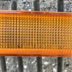 MS130クラウン3、0ℓ用フロントウインカーレンズの画像