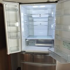 大型冷蔵庫　お譲りします　パナソニック　2013年製の画像