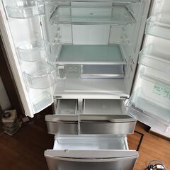 大型冷蔵庫　お譲りします　パナソニック　2013年製の画像