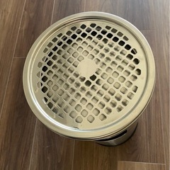 「受付中止中」ほぼ未使用！ゴミ箱付き　灰皿の画像