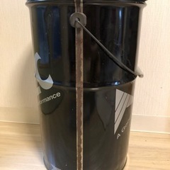 缶　スツールの画像