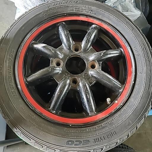 車のパーツ タイヤ、ホイール