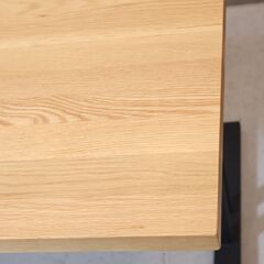 NOWHERE LIKE HOME(ノーウェアライクホーム)のNODE(ノード)Ⅱ オーク材 リビングダイニングテーブル。高さが低めに設計されたリビングでもダイニングでも使えるLDテーブル。の画像