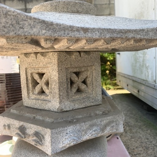 灯籠　石灯籠　日本庭園　和風　ガーデニング　オブジェ　インテリア　石材　中古