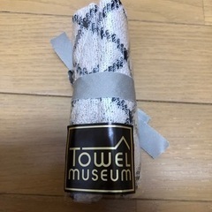 ★新品　ハンカチ　ベージュ