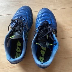 サッカースパイク　ニューバランス442   25㎝