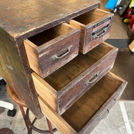 《売約済》【武蔵小山店】小引き出し 引出し 時代 古家具 古道具 小物入れ 整理箪笥 小箪笥 アンティーク 骨董キャビネット 骨董 ビンテージ ヴィンテージ おしゃれ 品川区 リサイクルショップ ランバールーム 武蔵小山店 武蔵小山パルム 戸越銀座