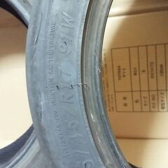 手渡し 残溝有り タイヤ 2本 廃タイヤ 近し フェデラル 215/45R17 91W XL 215-45-17 ヒビ割れ 処分 遊び用？ FEDERAL 595rs-proの画像