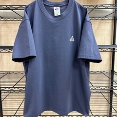 美品！NIKE ACG ナイキ　エーシージー　ロゴ刺繍　Tシャツ