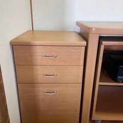 デスク　デスク　事務机　サイドチェスト　3点セットの画像