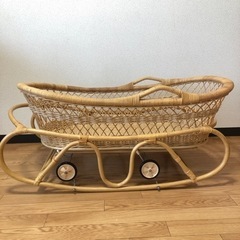 ベビーベッド   ゆりかご