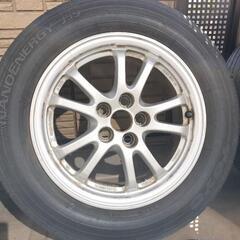 プリウス50 前期純正ホイールキャップセット早い者勝ち