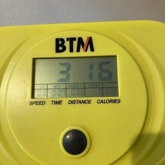 フィットネスバイク　収納時小型化可能の画像