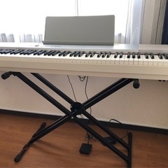 電子ピアノとスタンド