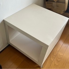 【取引確定】【直接引き渡し限定】IKEA LACK サイドテーブ...