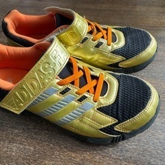 ADIDAS スニーカー　23cmの画像