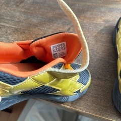 ADIDAS スニーカー　23cmの画像