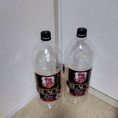 ４ℓ　ブラックニッカ空ボトル３個（1個増やしました）