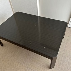こたつテーブルの画像