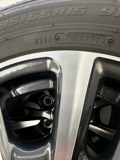 値下げ　エスクァイア　ノア　ヴォクシー　純正ホイール&タイヤ195/65/R15