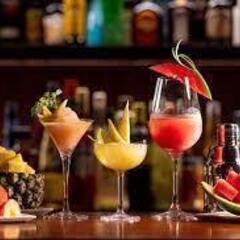 【短時間・高収入💫】飲みながら稼げる🍸オシャレなバーで簡単なドリンク作り🍸お知り合いが多い方やSNSが得意な方は大歓迎🌸🫶男女共に応募可能です😊🥂の画像