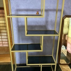 ガラス板のスチールラック