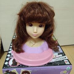 ヘアメイクアーティスト　メガハウス